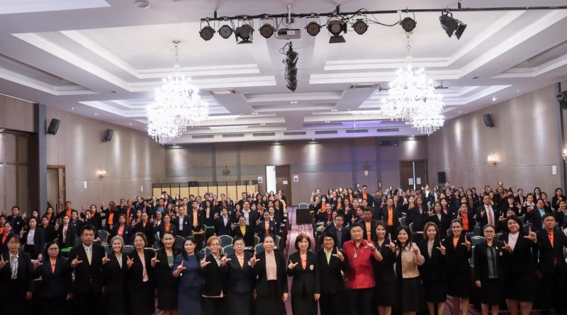 พิธีเปิดโครงการอบรมพัฒนาบุคลากรเพื่อส่งเสริมการมีส่วนร่วมในการประเมินคุณธรรมและความโปร่งใสในการดำเนินงานของหน่วยงานภาครัฐ (Integrity and Transparency Assessment : ITA) สกร.ประจำจังหวัดนครราชสีมา