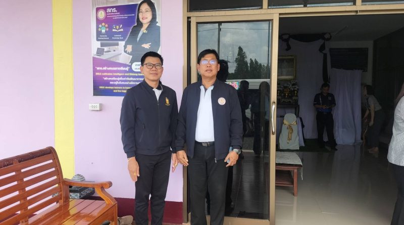 สกร.ประจำจังหวัดนครราชสีมา นิเทศตรวจเยี่ยมการดำเนินงานโครงการปรับปรุงซ่อมแซมอาคารห้องสมุดประชาชน สกร.ระดับอำเภอประทาย